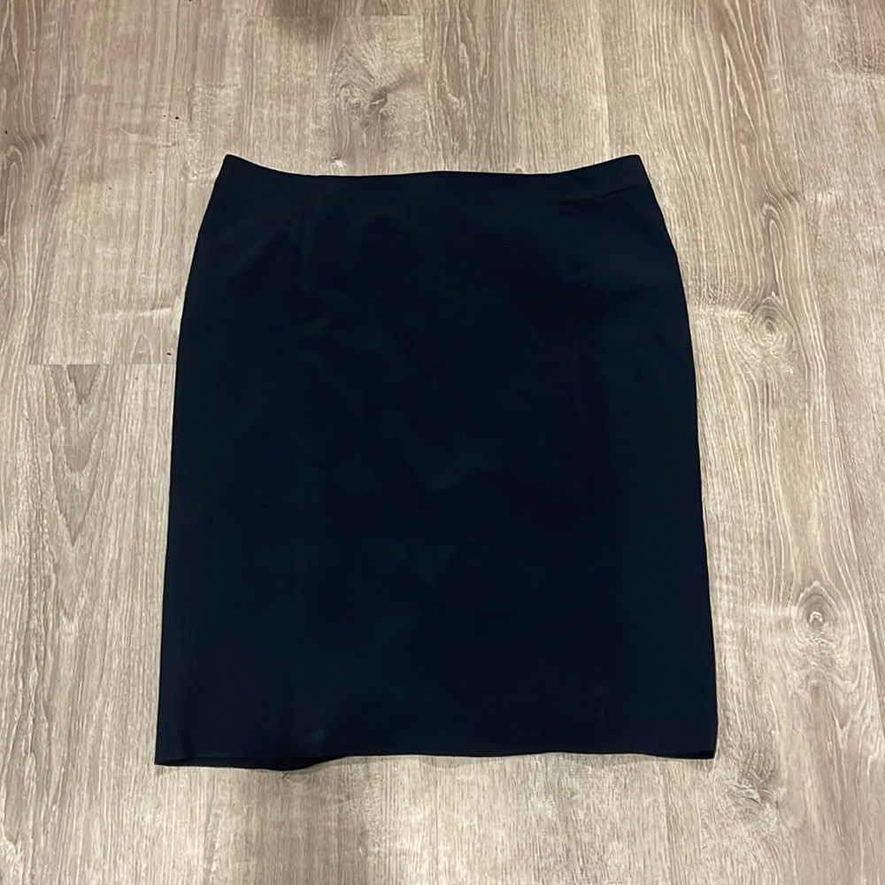 Navy Ann Taylor suit skirt